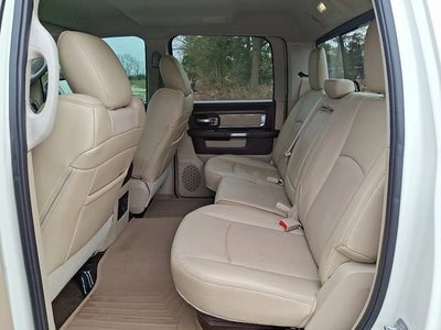 2017 RAM 1500 Laramie Crew Cab 4x4 5'7" Box