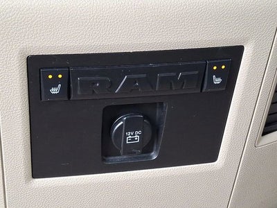 2017 RAM 1500 Laramie Crew Cab 4x4 5'7" Box