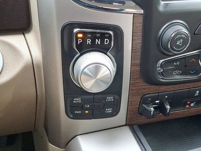 2017 RAM 1500 Laramie Crew Cab 4x4 5'7" Box