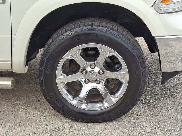 2017 RAM 1500 Laramie Crew Cab 4x4 5'7" Box