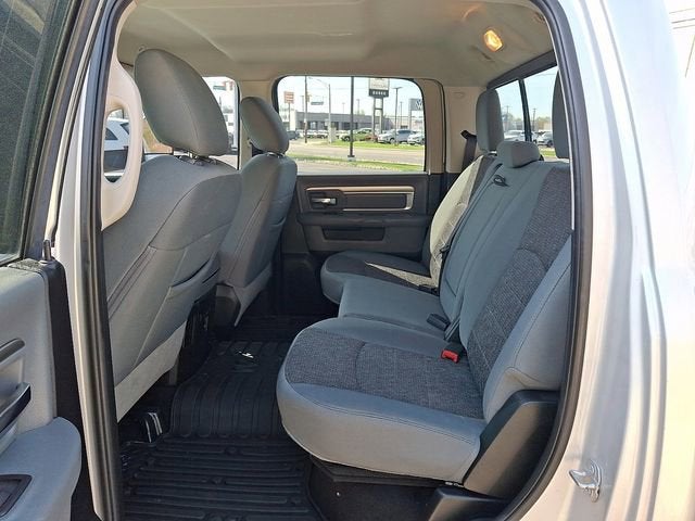 2018 RAM 1500 Big Horn Crew Cab 4x4 6'4" Box