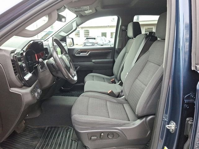 2022 Chevrolet Silverado 1500 LT (2FL)