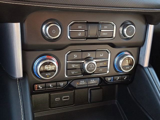 2024 GMC Yukon SLT