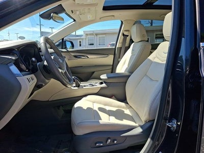 2021 Cadillac XT5 FWD Premium Luxury