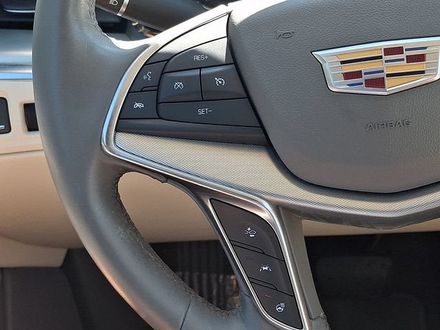 2021 Cadillac XT5 FWD Premium Luxury