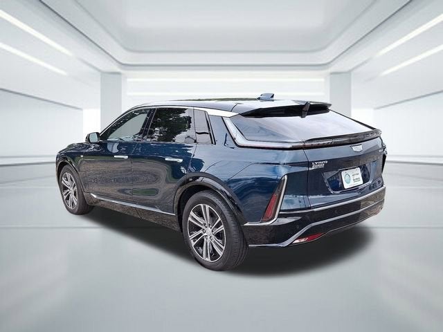 2025 Cadillac LYRIQ Luxury 1