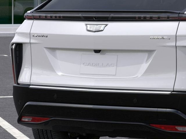 2025 Cadillac LYRIQ Luxury 2