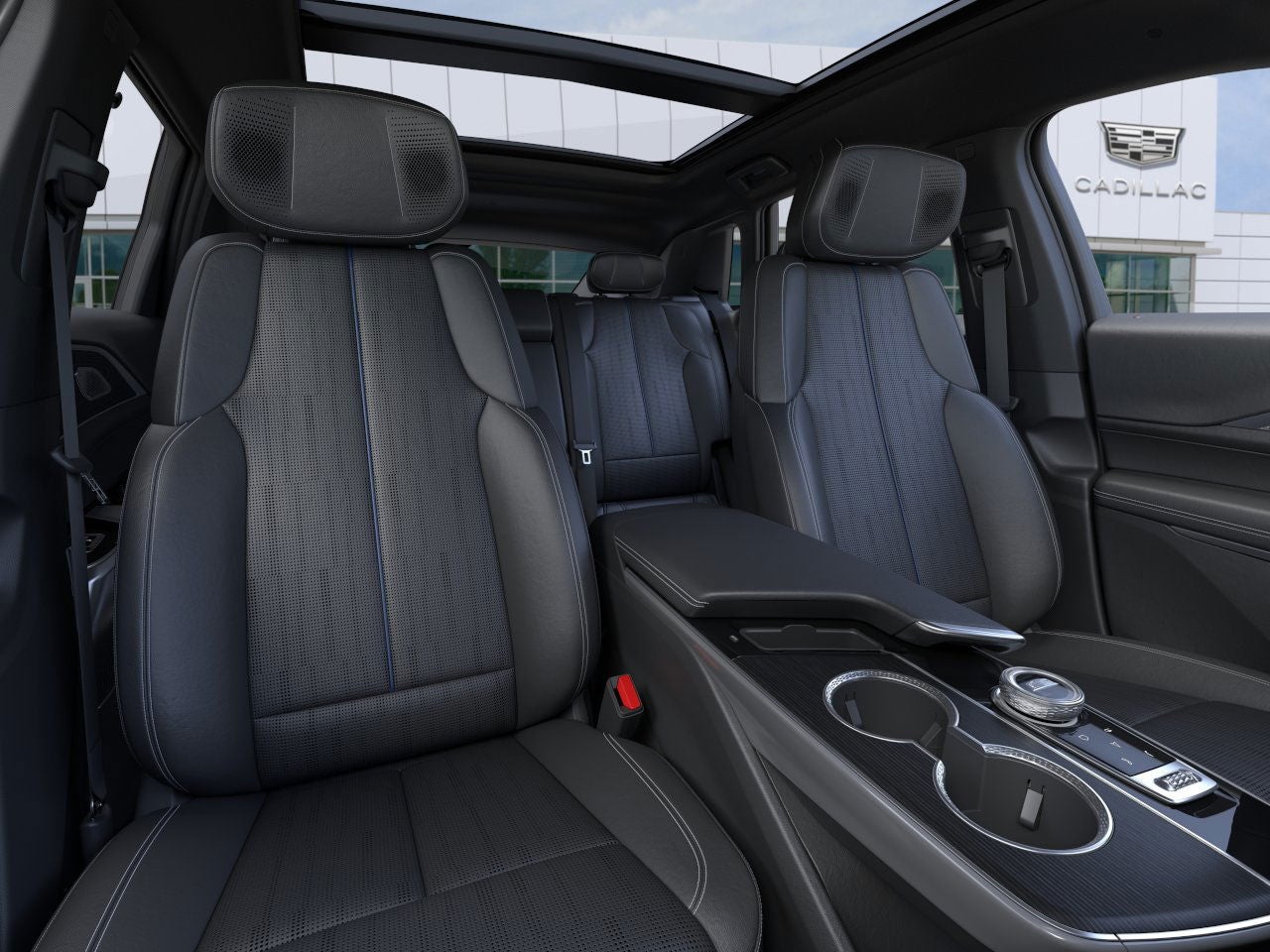 2025 Cadillac LYRIQ Luxury 2