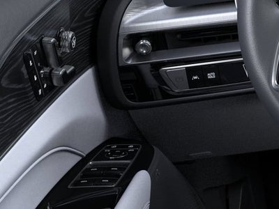 2025 Cadillac LYRIQ Sport 2