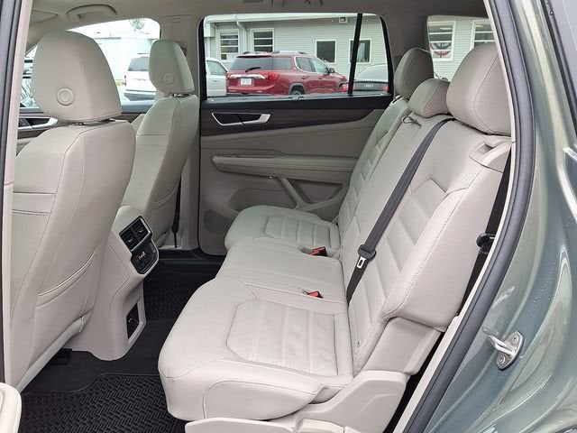 2025 Volkswagen Atlas 2.0T SEL