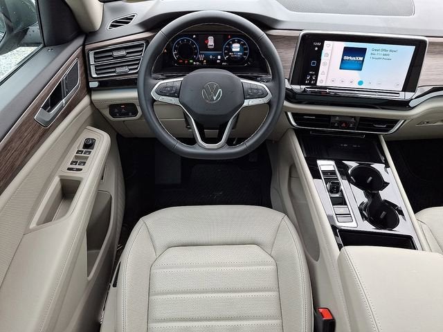 2025 Volkswagen Atlas 2.0T SEL