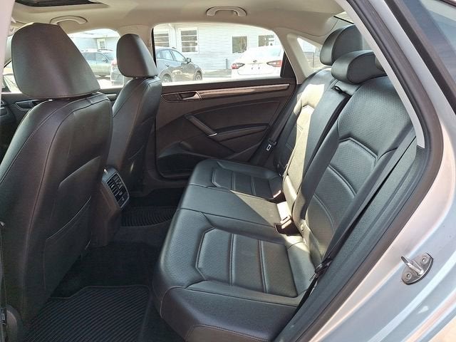 2016 Volkswagen Passat 1.8T SE