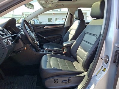 2016 Volkswagen Passat 1.8T SE