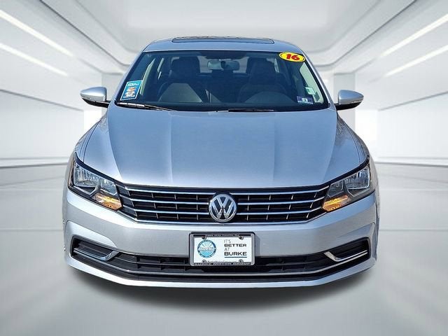 2016 Volkswagen Passat 1.8T SE