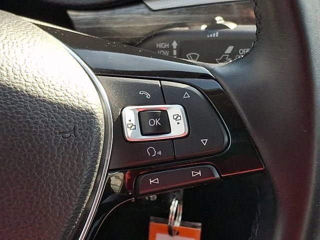 2016 Volkswagen Passat 1.8T SE